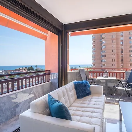 Marina View Two Bedroom Фуенхірола