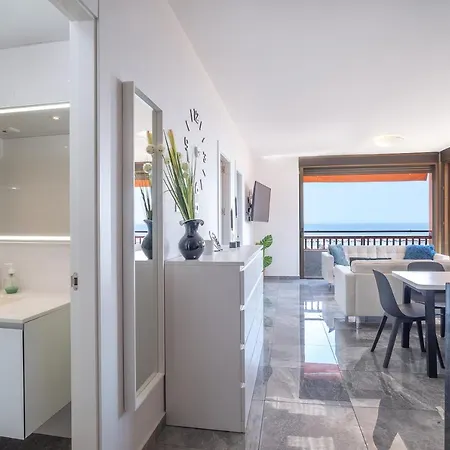 Marina View Two Bedroom * Фуенхірола