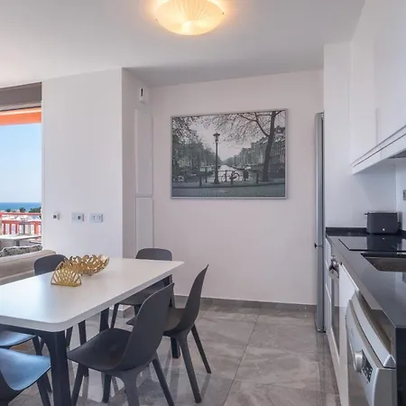 Marina View Two Bedroom Appartement