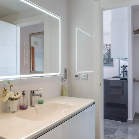 Marina View Two Bedroom Appartement Fuengirola