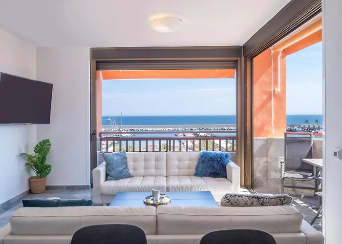 Marina View Two Bedroom Appartement