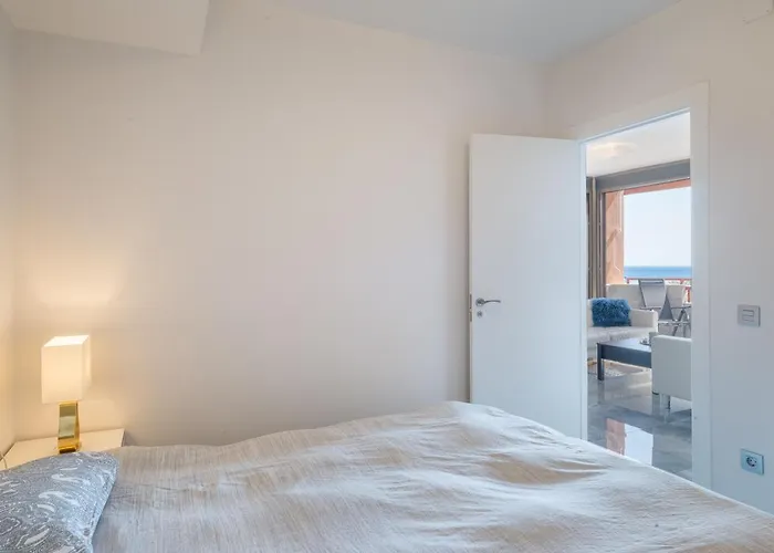 Marina View Two Bedroom Appartement