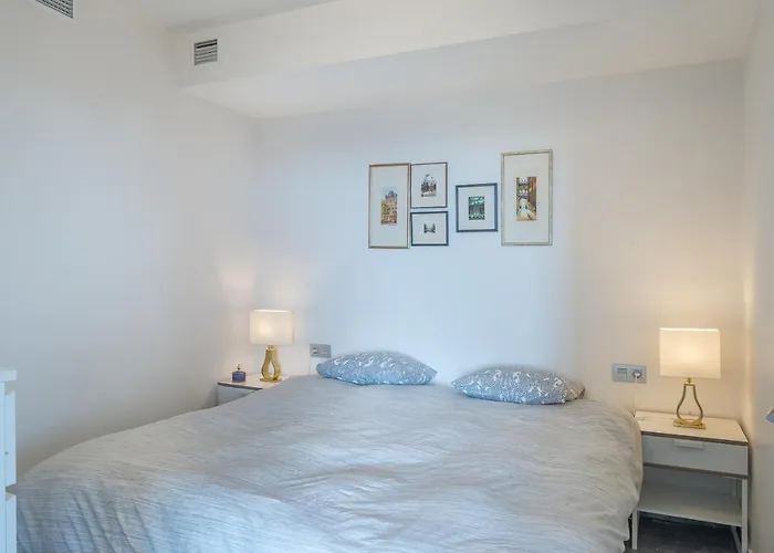 Marina View Two Bedroom * Fuengirola